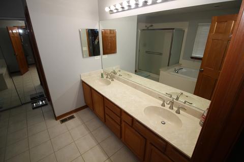 369 Sterling Cir, Cary, IL 60013 photo 19