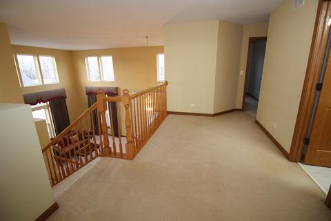 369 Sterling Cir, Cary, IL 60013 photo 15