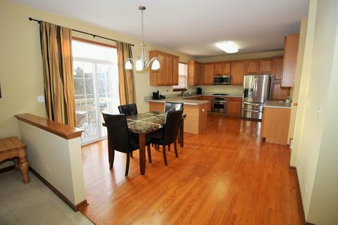 369 Sterling Cir, Cary, IL 60013 photo 7