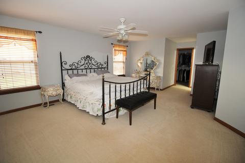 369 Sterling Cir, Cary, IL 60013 photo 18