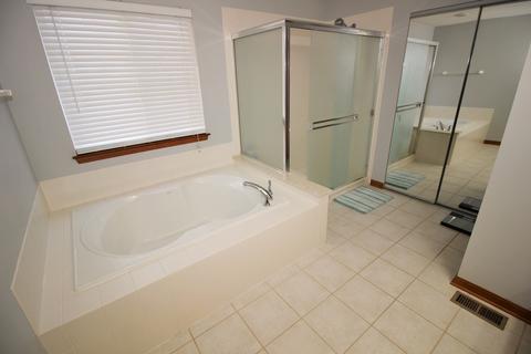 369 Sterling Cir, Cary, IL 60013 photo 20