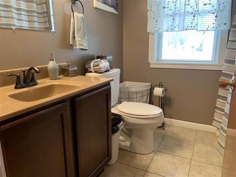 612 E Colden St, Polo, IL 61064 photo 16