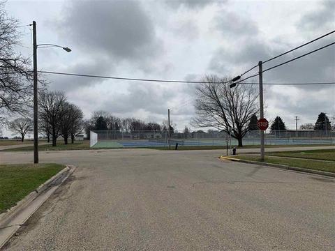 612 E Colden St, Polo, IL 61064 photo 17