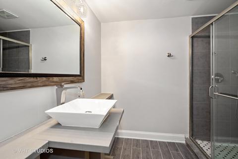 5307 Galloway Dr, Hoffman Estates, IL 60192 photo 17