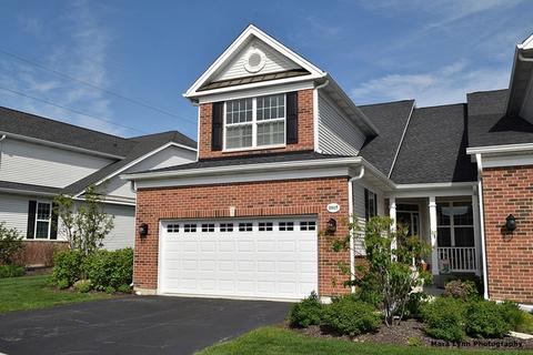 1015 Broadmoor Dr, Elgin, IL 60124 photo 1