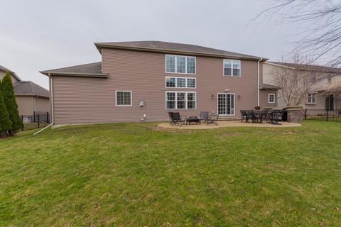 2802 Degarmo Dr, Bloomington, IL 61704 photo 2
