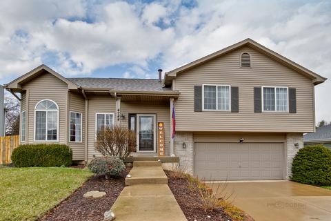 4744 Crystal Trl, Mchenry, IL 60050 photo 1