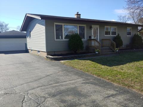49 Arrowhead Dr, Thornton, IL 60476 photo 1