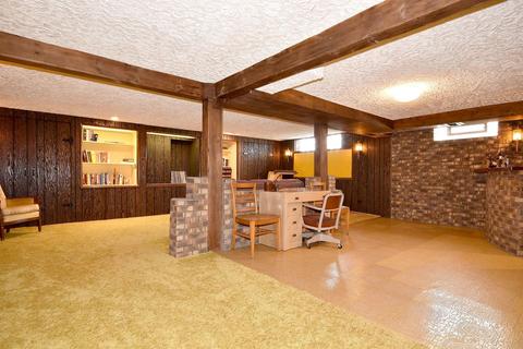 8108 W Memory Ln, Chicago, IL 60656 photo 26