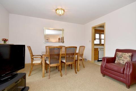 8108 W Memory Ln, Chicago, IL 60656 photo 6