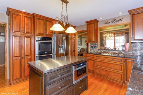 24220 Brown Ln, Plainfield, IL 60586 photo 7