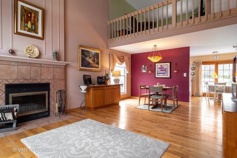 1330 S Highgoal Dr, Wheeling, IL 60090 photo 5