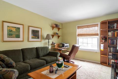 1330 S Highgoal Dr, Wheeling, IL 60090 photo 12