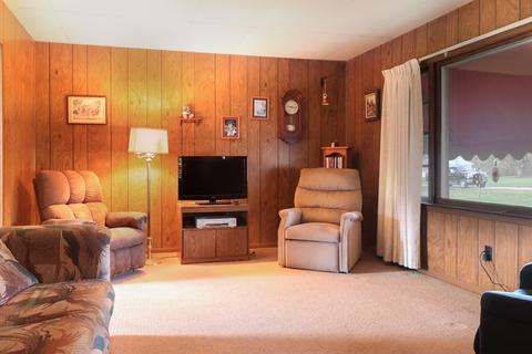 705 Brad St, Bloomington, IL 61701 photo 2