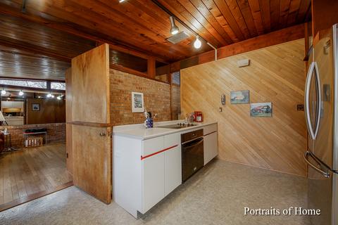 111 Elm St, Wheaton, IL 60189 photo 8