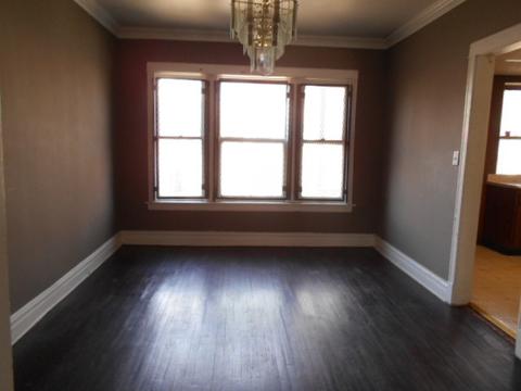 2726 E 77th St, Chicago, IL 60649 photo 4
