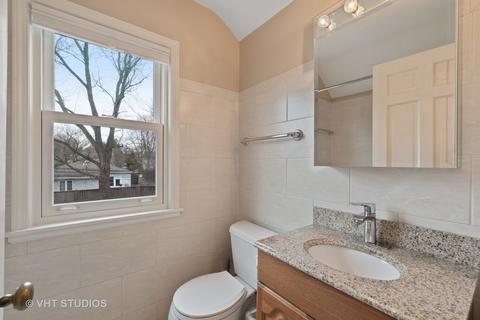 1942 Central Rd, Glenview, IL 60025 photo 15