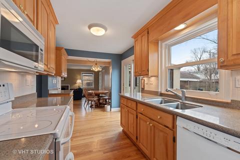1942 Central Rd, Glenview, IL 60025 photo 8