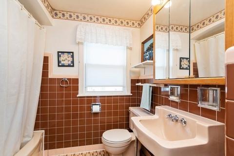9237 Ewing Ave, Evanston, IL 60203 photo 9