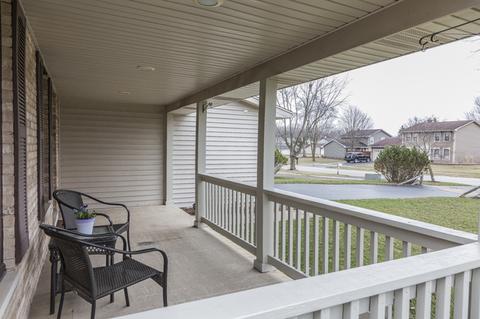 784 Bayberry Dr, Bartlett, IL 60103 photo 3