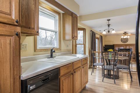 784 Bayberry Dr, Bartlett, IL 60103 photo 9