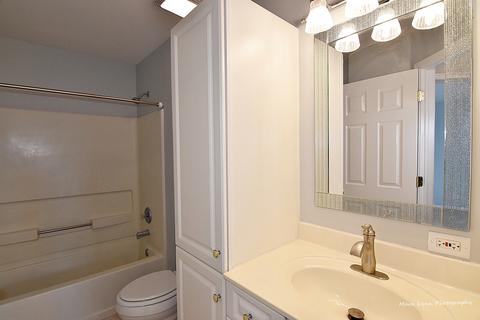 2211 Clipper Ct, Elgin, IL 60123 photo 23