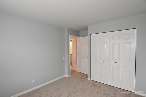 2211 Clipper Ct, Elgin, IL 60123 photo 28