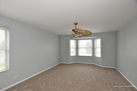 2211 Clipper Ct, Elgin, IL 60123 photo 20