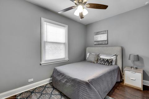2001 E 74th St, Chicago, IL 60649 photo 9