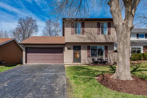 1145 Needham Rd, Naperville, IL 60563 photo 2