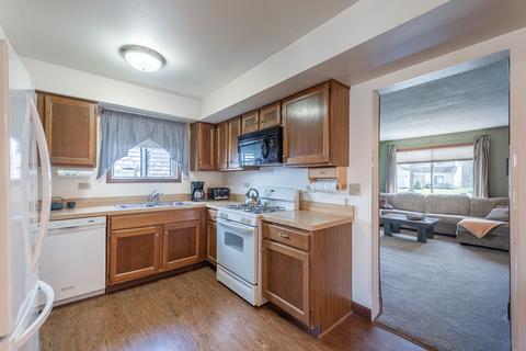 1145 Needham Rd, Naperville, IL 60563 photo 6