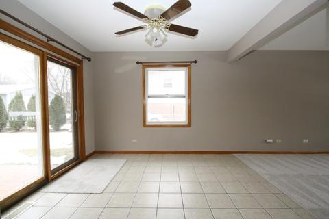 1445 Wabican Trl, Algonquin, IL 60102 photo 8