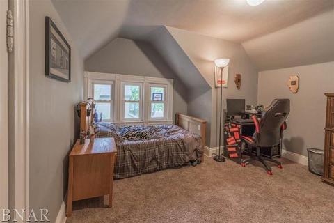 402 N Linden St, Normal, IL 61761 photo 25