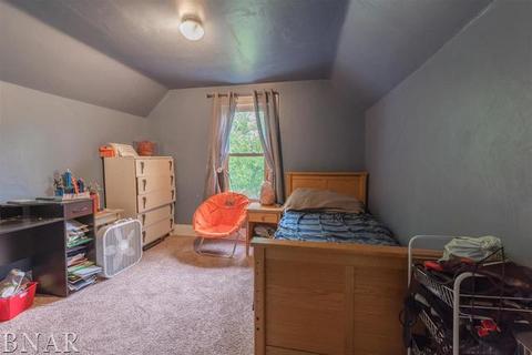 402 N Linden St, Normal, IL 61761 photo 32