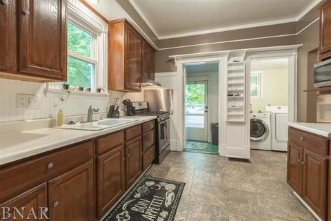 402 N Linden St, Normal, IL 61761 photo 8