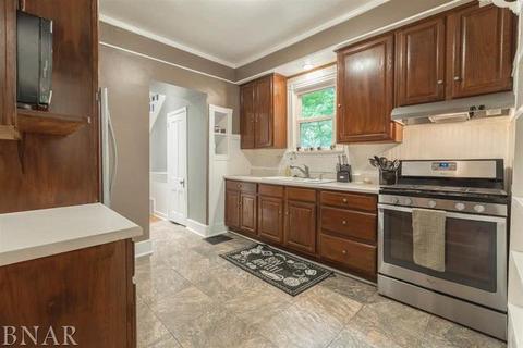 402 N Linden St, Normal, IL 61761 photo 7