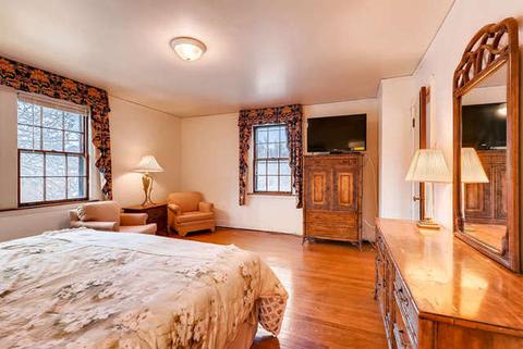 1915 E 74th St, Chicago, IL 60649 photo 15