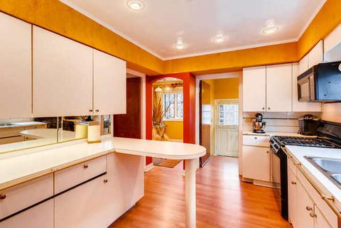 1915 E 74th St, Chicago, IL 60649 photo 12