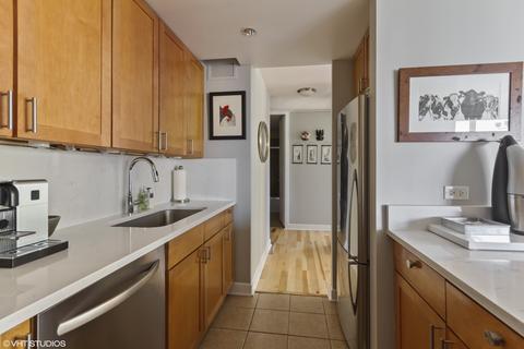 30 E Huron St #1407, Chicago, IL 60611 photo 13