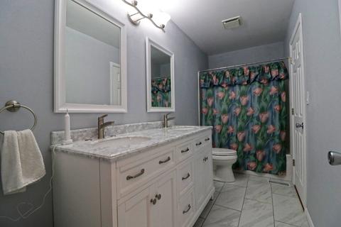 1006 Concord Dr, Bartlett, IL 60103 photo 14