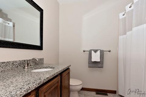4908 Round Hill Ct, Johnsburg, IL 60051 photo 21
