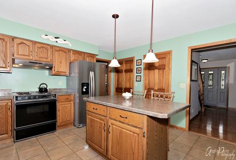 4908 Round Hill Ct, Johnsburg, IL 60051 photo 7