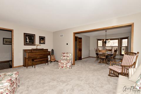 4908 Round Hill Ct, Johnsburg, IL 60051 photo 4
