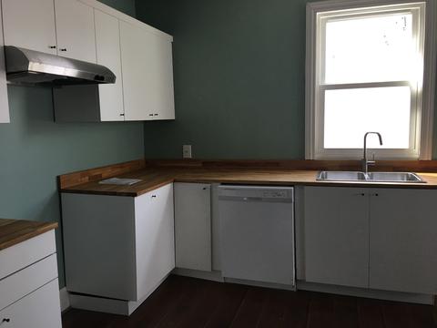 8640 S Manistee Ave, Chicago, IL 60617 photo 5