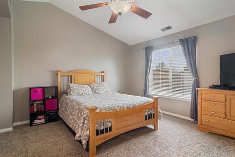 1742 Geneva Dr, Wheeling, IL 60090 photo 7