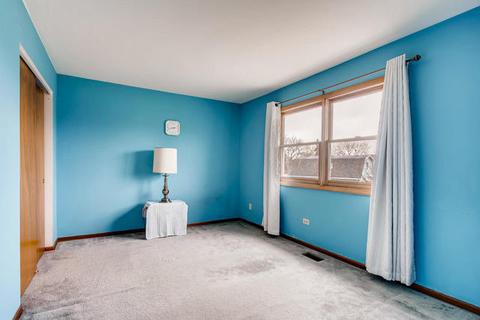 666 Stuart Dr, Carol Stream, IL 60188 photo 17