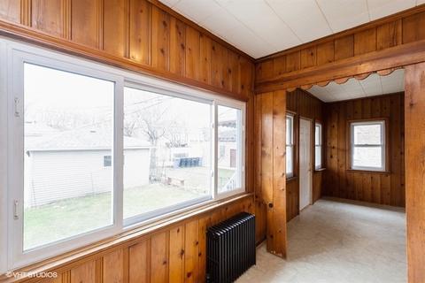 5650 S Artesian Ave, Chicago, IL 60629 photo 12