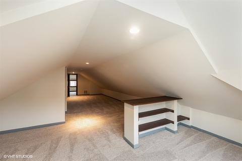 5650 S Artesian Ave, Chicago, IL 60629 photo 15