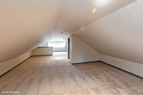 5650 S Artesian Ave, Chicago, IL 60629 photo 16