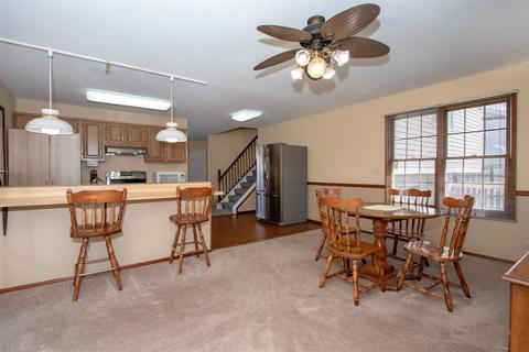 951 Surf Ct, Bartlett, IL 60103 photo 5